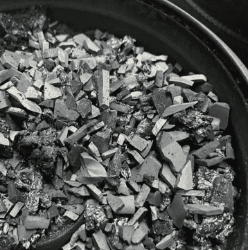 Το αόρατο σημείο συμφόρησης στην ανάπτυξη του SiC: Γιατί η πρώτη ύλη 7N χύμα CVD SiC αντικαθιστά την παραδοσιακή σκόνη